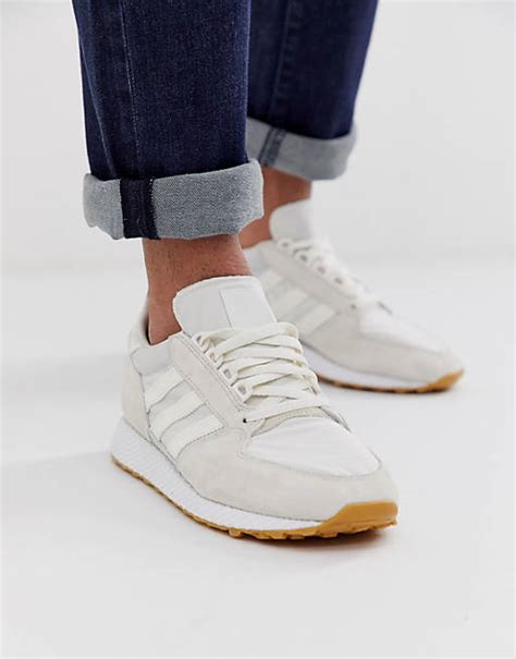 adidas Originals – Forest Grove – Weiße Sneaker 